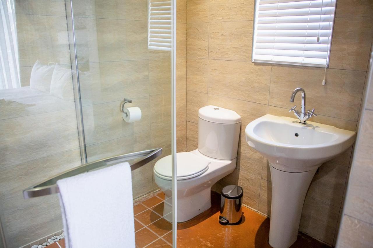 Schimper View Boutique Guest House Louis Trichardt Exterior photo
